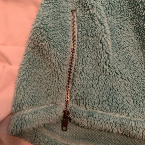 sherpa pullover - Picture 4 of 4